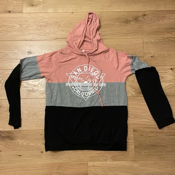 ever hottie Tops - San Diego Shirt